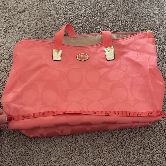 Coral Coach Nylon Tote bag with matching pouch - Picture 11 of 16